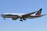 Boeing 777-200 Alitalia EI-DBL Franciacorta