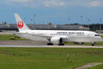 Boeing 787-8 Japan Airlines JA832J