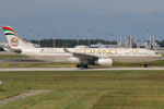 Airbus A330-300 Etihad Airways A6-AFB