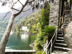 Treppen zum See