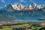 Eiger,Mönch und Jungfrau mit Thunersee