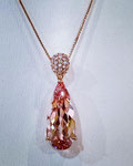 K18PGモルガナイト・ダイヤペンダント　M：10.23ct　D：0.40ct　45cmスライド式ベネチアンチェーン付　￥280,000（税込）