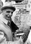 Roma, Dicembre 1990 - Torquato Secci alla manifestazione a Montecitorio contro stragi