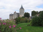 Châteaudun : Le château vu des jardins de l'hôtel dieu.