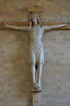Christus am Kreuz, Altarraum, überlebensgroß, Holz natur, 1956