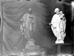 Archiv-Doppelaufnahme von Maria und Josef in den Seitenaltären