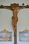 Christus am Kreuz, Kirchenwand links, Eiche, 1,5 m, 1964