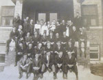 1916 or 1917 graduating class in front of men's dorm