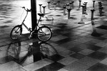Vélo devant la gare de Chateaucreux, Saint-Etienne, 2011
