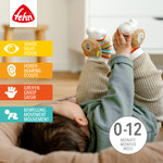 Baby mit Fehn Rasselsocken Bär