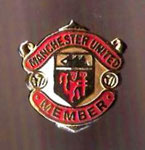 Manchester United F.C.  MEMBER  *brooch*