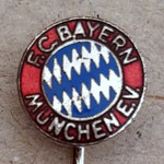 F.C. Bayern (München) Bayern  *stick pin*