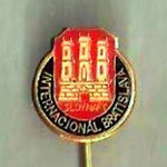 Internacionál Slovnaft (Bratislava)  *stick pin*