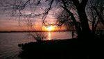 Sonnenuntergang Silvester an der Elbe