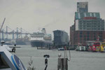 Kreuzfahrtschiff Balmoral im Hamburger Hafen