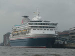 Kreuzfahrtschiff Balmoral im Hamburger Hafen