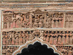 Terrakottafiguren an einem Hindutempel in Westbengalen