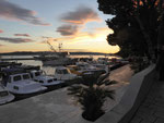 Am Hafen von Brela, Markarska Riviera, Kroatien