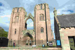 Die Ruinen der Elgin Cathedral in Schottland