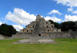 Mexiko (Edzná: Gebäude der fünf Stockwerke)