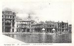 31 – Cafés Cristal et Olympos incendiés.