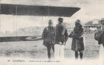 Général Sarrail à son départ en avion