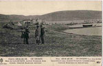 Amiral Guéprate bras croisés. Général Bauman derrière.