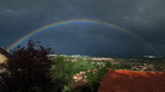 Curieux ce ciel plus sombre au-dessus de l'arc !