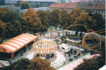 Gesamtansicht der Herbstmesse auf der Rosental-Anlage, 1987