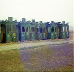 Die Motorwagen Be 2/2 Nr.162, 180, 214, 153, 161 und 186 stehen bereit zur Verschrottung, 1972