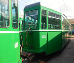 Der Trammotorwagen Be4/4 Nr.469 und der Anhängewagen B4 Nr.1474 in gutem Zustand, aber bereit zur Verschrottung, Depot Dreispitz September 2016