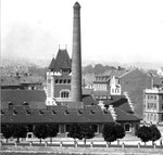 Der Schlachthof Basel (Baujahr 1900 - 1906) vom Kleinbasel aus gesehen, 1958