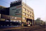 Die grosse Schlotterbeck-Garage, Ansicht von der Viaduktstrasse her, 1990