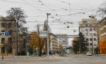 Die nervöse Kreuzung Klybeckstrasse/Horburgstrasse/Dreirosenbrücke mit den Gebäuden der Novartis (früher CIBA und Ciba-Geigy), 2016