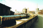 Die Nauenstrasse mit Blick auf das Lokdepot und den Wasserturm des Bahnhofs Basel SBB, 1982