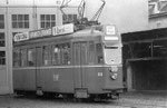 Der Motorwagen Be 4/4 Nr. 408 vor der Werkstätte Klybeck der BVB, 1970