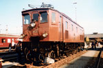 Die SBB-Lokomotive Ae 3/6 II Nr.10439 mit Stangenantrieb beim Güterbahnhof Wolf