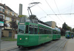 Schöne Ansicht des Trammotorwagens Be 4/4 Nr.461 an der Wechselhaltestelle Bruderholz (Linie 16/LInie 15), 2015