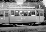 Seitenaufnahme des Trammotorwagens Be 2/2 Nr. 203 an der Endstation der Linie 3 in der Kehrschleife Burgfelden Grenze, 1969
