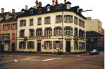 Gesamtansicht des Eckhauses Restaurant Amerbach, Ecke Hammerstrasse/Amerbachstrasse 1977