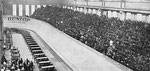 Eine Teilaufnahme der ersten Basler Radrennbahn - die Winterbahn in der MUBA-Halle 5 im Jahre 1929, Foto?