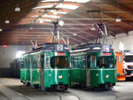 Blick ins Depot Dreispitz mit den DüUWAG-Trammotorwagen Nr.628 und 655, Oktober 2015 (das wäre der ideale Platz für ein Trammuseum)