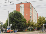 Ein mit schönen Sichtbacksteinen gebautes Fabrikationsgebäude der CIBA an der Ecke Klybeck- und Mauerstrasse im Juni 2018