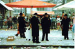 Die Fasnacht 1984, das Fasnachtscomité am Claraplatz mit dem Ehren-Obmann Philipp Fürstenberger (zweiter von rechts)