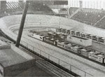 Ein seltenes Bild von der Basler Radrennbahn in der MUBA-Halle 6, 1958, Radrennen mit u.a. Kübler-Koblet, Roth-Bucher, Oscar Plattner usw....(aus dem Baslerstab entnommen, Fotograf: ?)