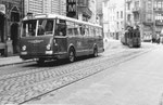 Bus Nr.44 der Linie 38, die Haltestelle Schifflände verlassend, 1969