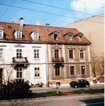 Schöne Häuser an der Klingelbergstrasse müssen einem Neubau weichen, 1983