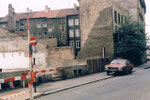 Der Abbruch der Häuser an der Hammerstrasse in der Nähe des Bläsiring im Jahre, 1981