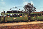 Der Tramzug mit Be 2/2 Nr. 181 auf einem Abstellgeleise beim Depot Dreispitz, 1972