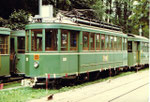 Der legendäre dreiachsige Motorwagen Nr.303 in der Abstellanlage Eglisee, 1972